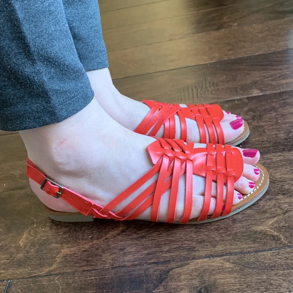 NIB LOFT Red Huaracha Slingback Sandals Size 6.5
